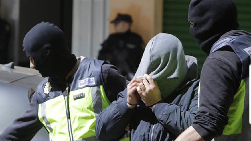 El detenido en la operación antiyihadista en Palma es trasladado a la comisaría