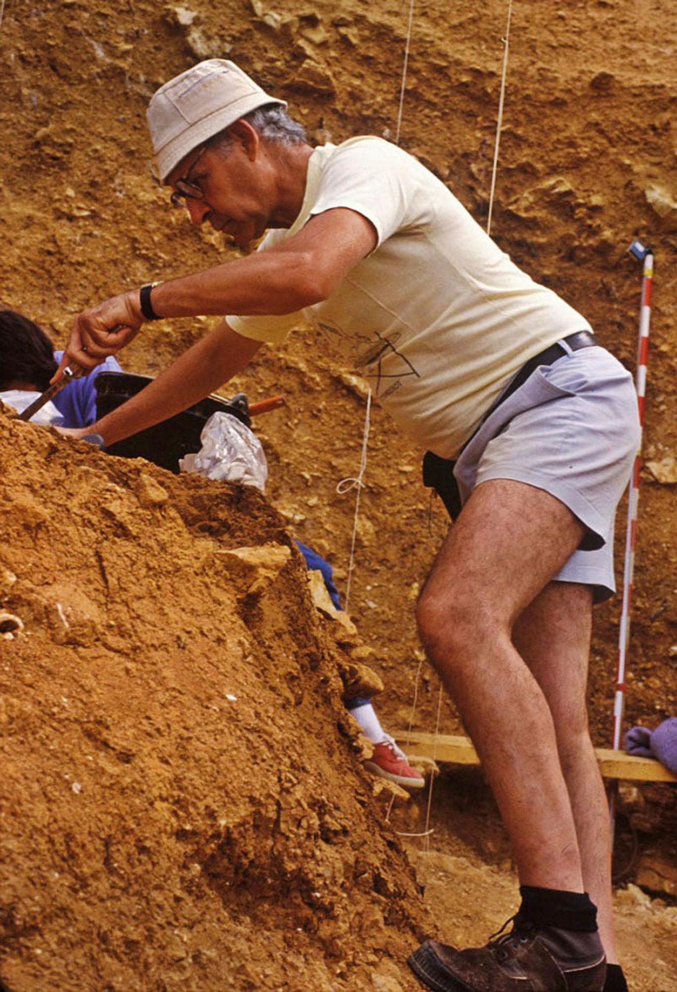 José María Bermúdez de Castro y María Martinón, en Atapuerca.