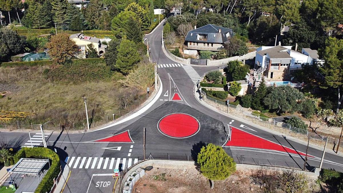 Santpedor estrena una rotonda al Mirador