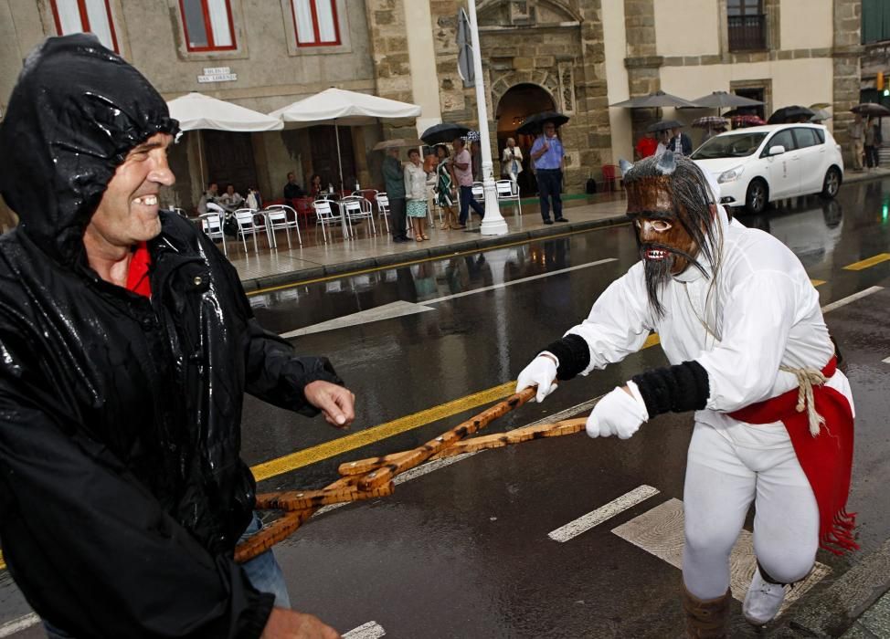 Desfile de máscaras ibéricas en Gijón