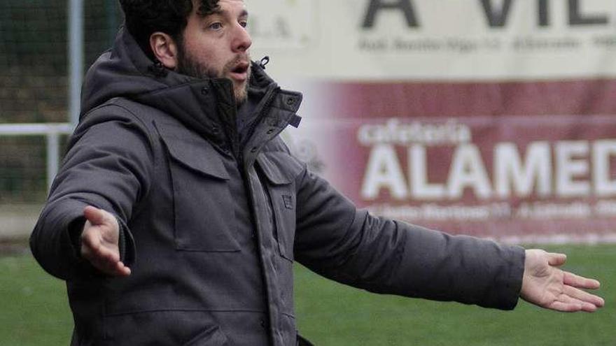 Tinto lamenta lo sucedido en O Porriño el domingo. // Bernabé/Javier Lalín