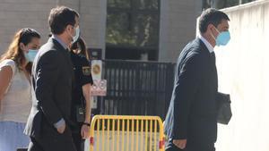 El mayor Josep Lluis Trapero, entrando en el edificio donde se celebra el juicio contra él.