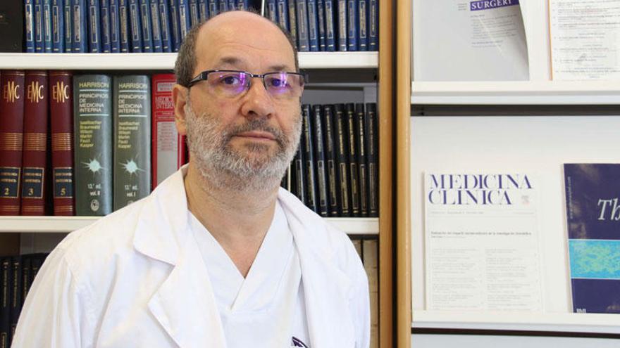 El doctor Armand Grau, especialista en Medicina Interna