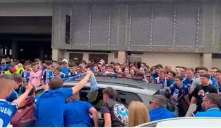 VÍDEO: Así fue la entrada en coche del árbitro de Eibar-Oviedo al estadio de Ipurua