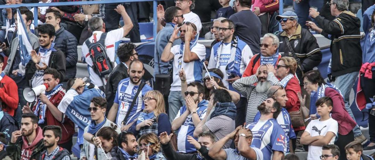 La fiesta se torna agonía en Alcoy