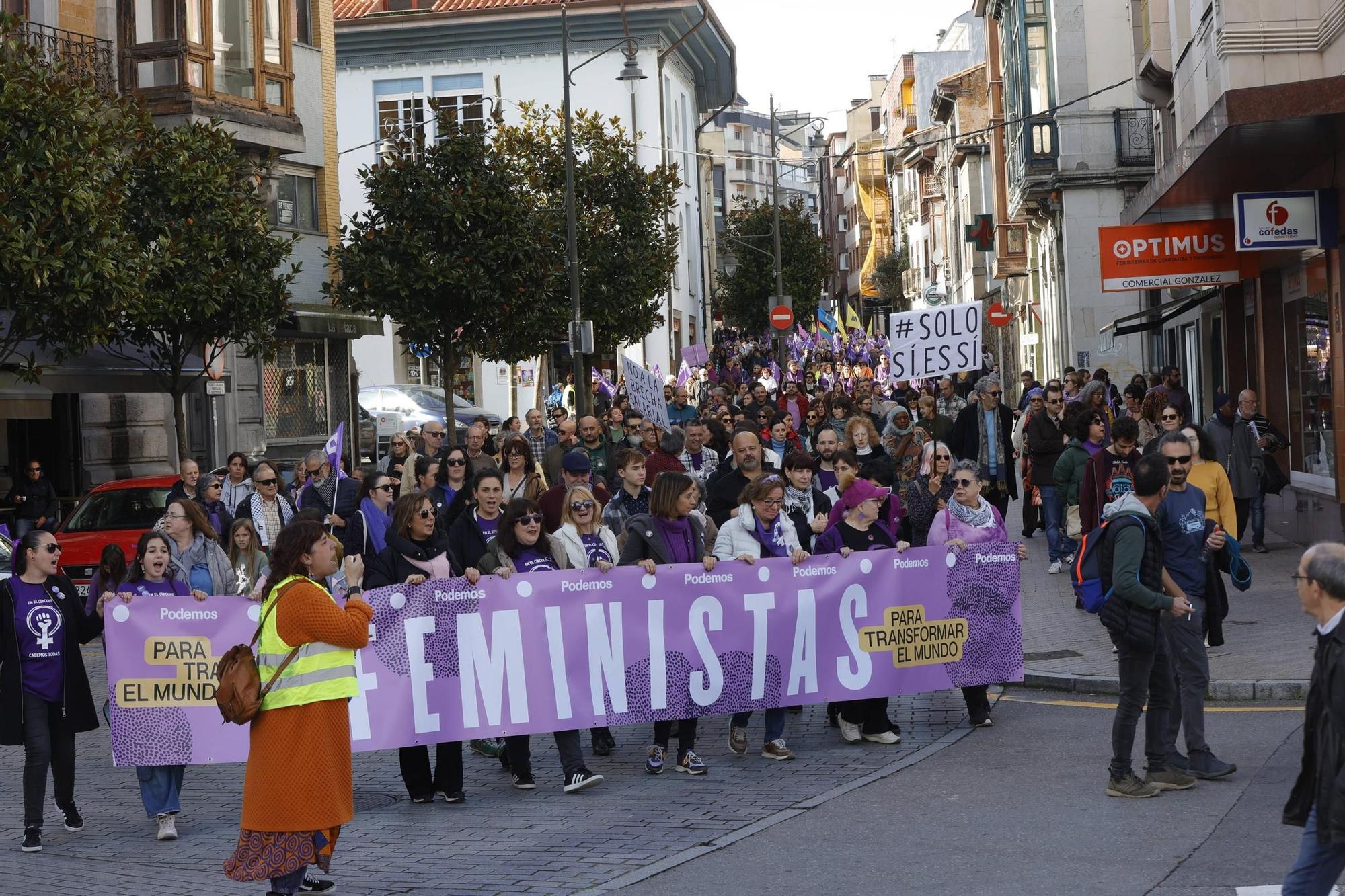 Así fue la manifestación del 25N en Pola de Siero