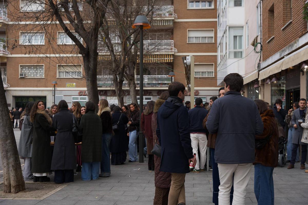 ¿Has estado de cañas en Badajoz? ¡Búscate en las fotos de la 'Tardevieja'!
