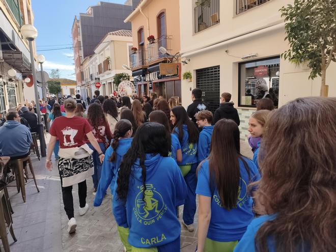 Las mejores imágenes del Día de las Peñas en las fiestas de Benicàssim