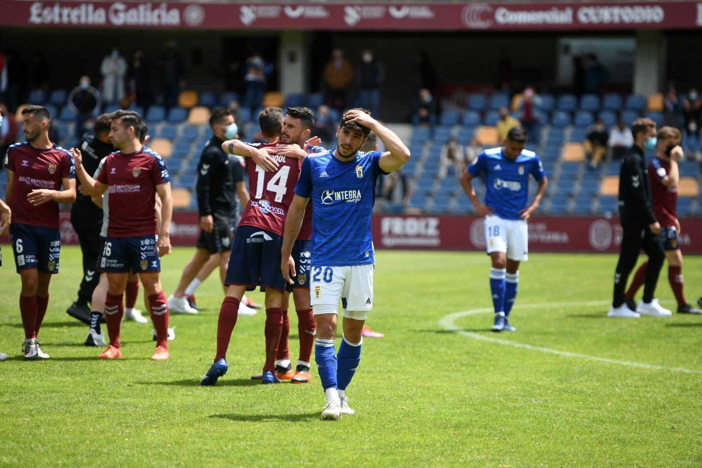 La emocionante permanencia del Pontevedra: goles y lágrimas en Pasarón