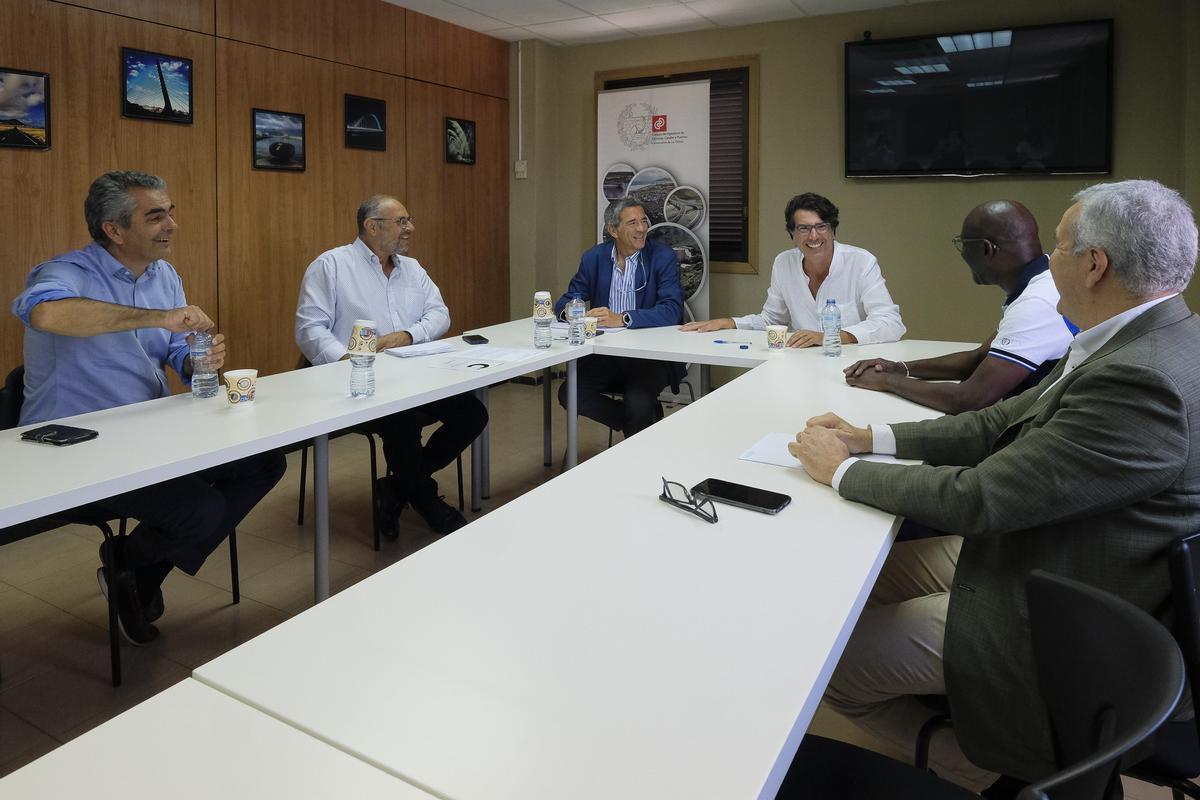 Enrique Sánchez en la reunión con el Colegio Oficial de Ingenieros de Caminos, Puertos y Canales.