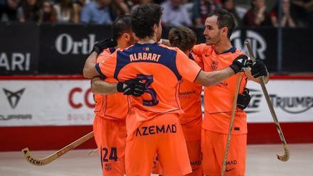 Los jugadores del Barça celebran un gol