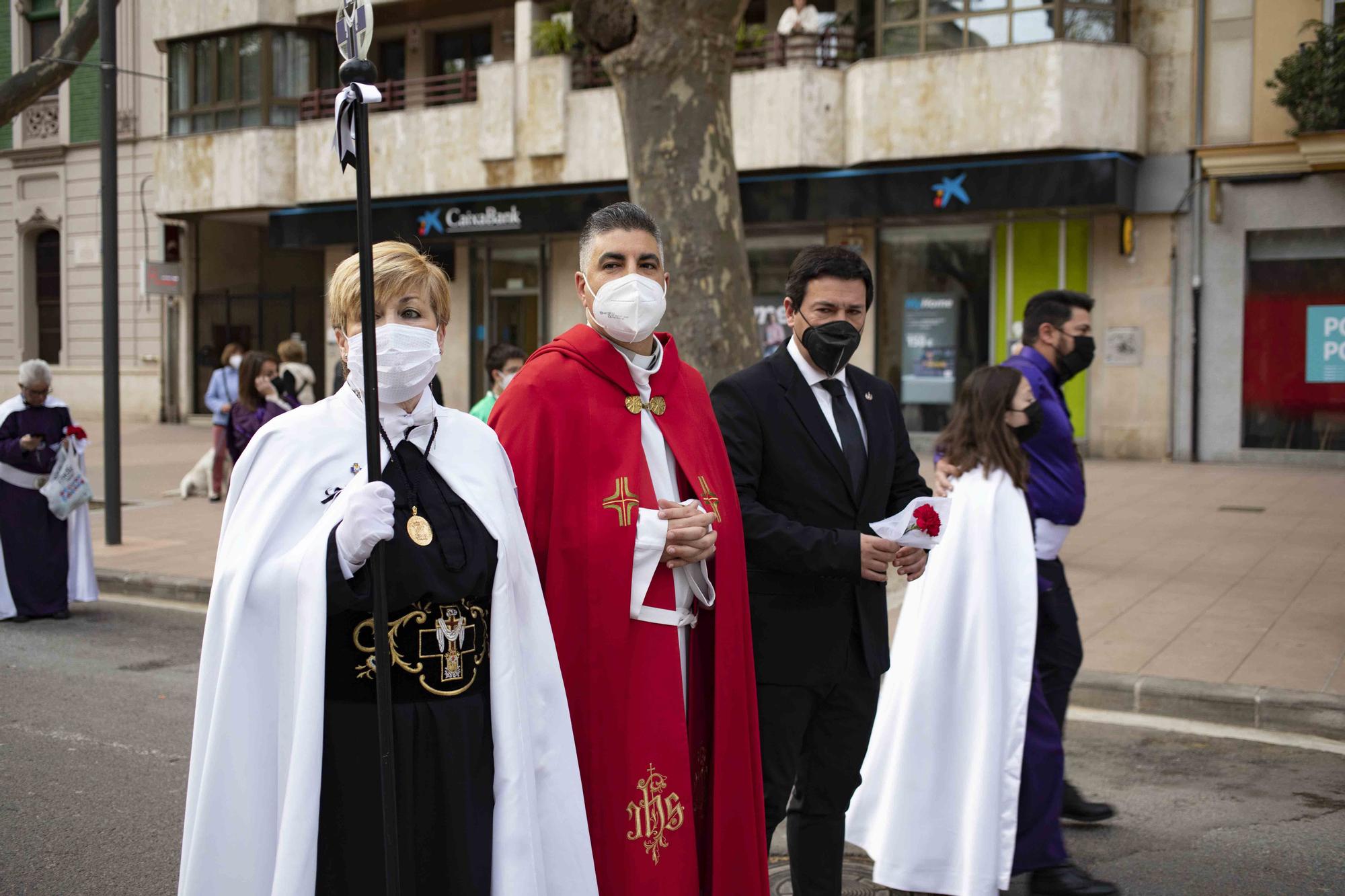 La procesión de "la Camilla" de Xàtiva estrena paso rodado