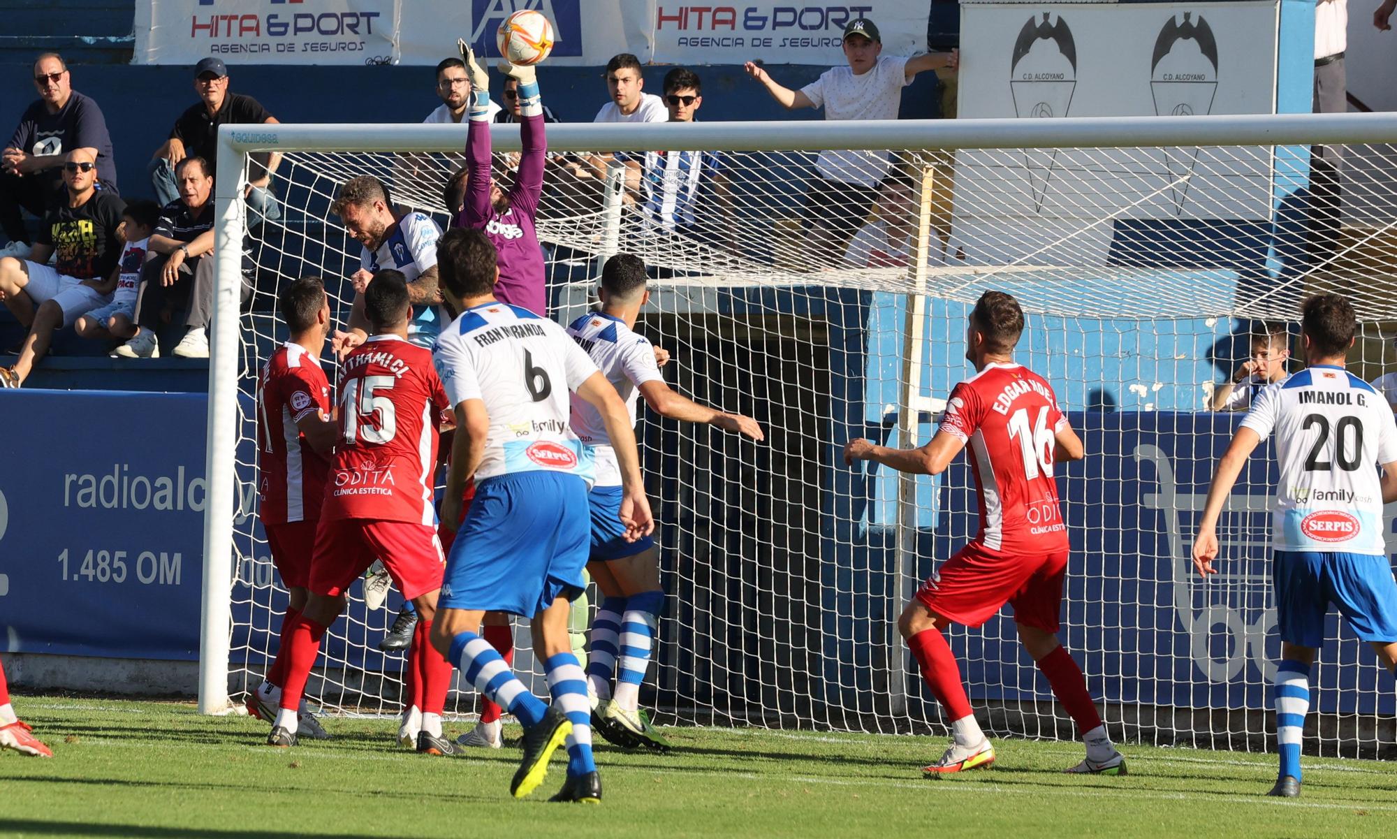 El Alcoyano despide con derrota una gran campaña (0-1)