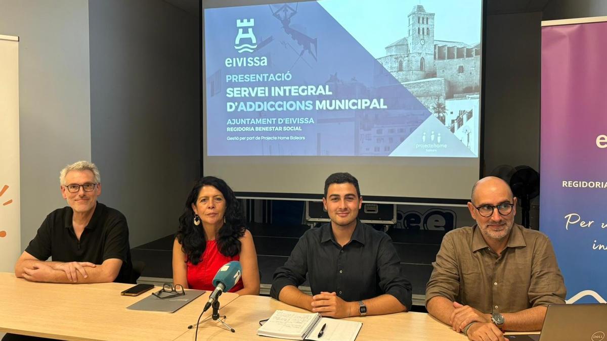 Sergi Canal de Proyecto Hombre; Lola Penin, Manuel Jimenez e Ivan Castro referentes del Ayuntamiento de Ibiza