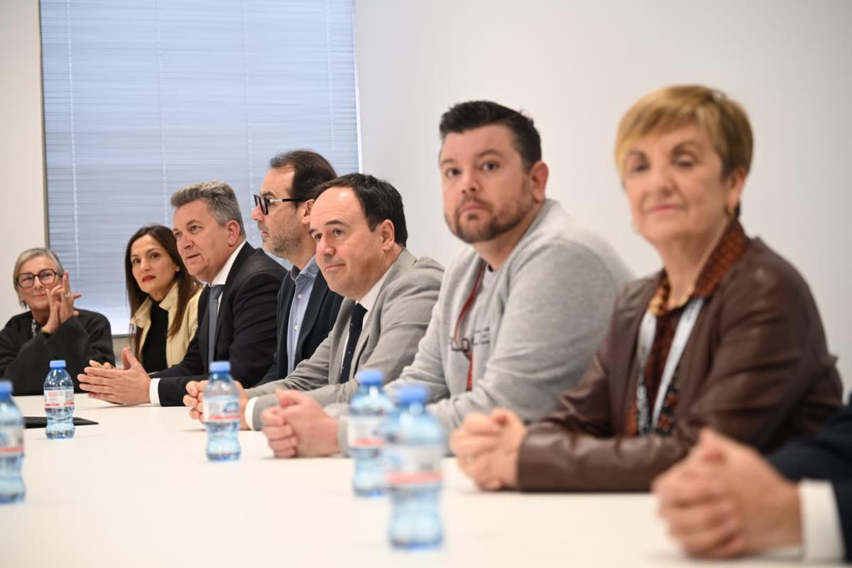 La Generalitat y Elche allanan el camino a PLD Space para acelerar su fábrica de cohetes