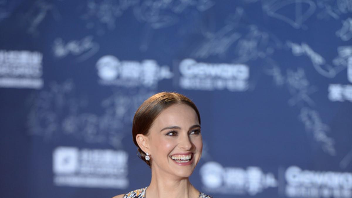 Natalie Portman en la alfombra roja de Dior