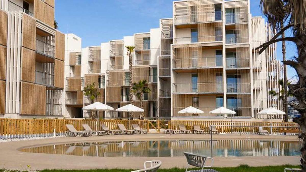 Kategora Oceanika, situado a pocos minutos de la playa de Los Álamos (Torremolinos), cuenta con apartamentos disponibles desde los 238.000 euros | Kategora