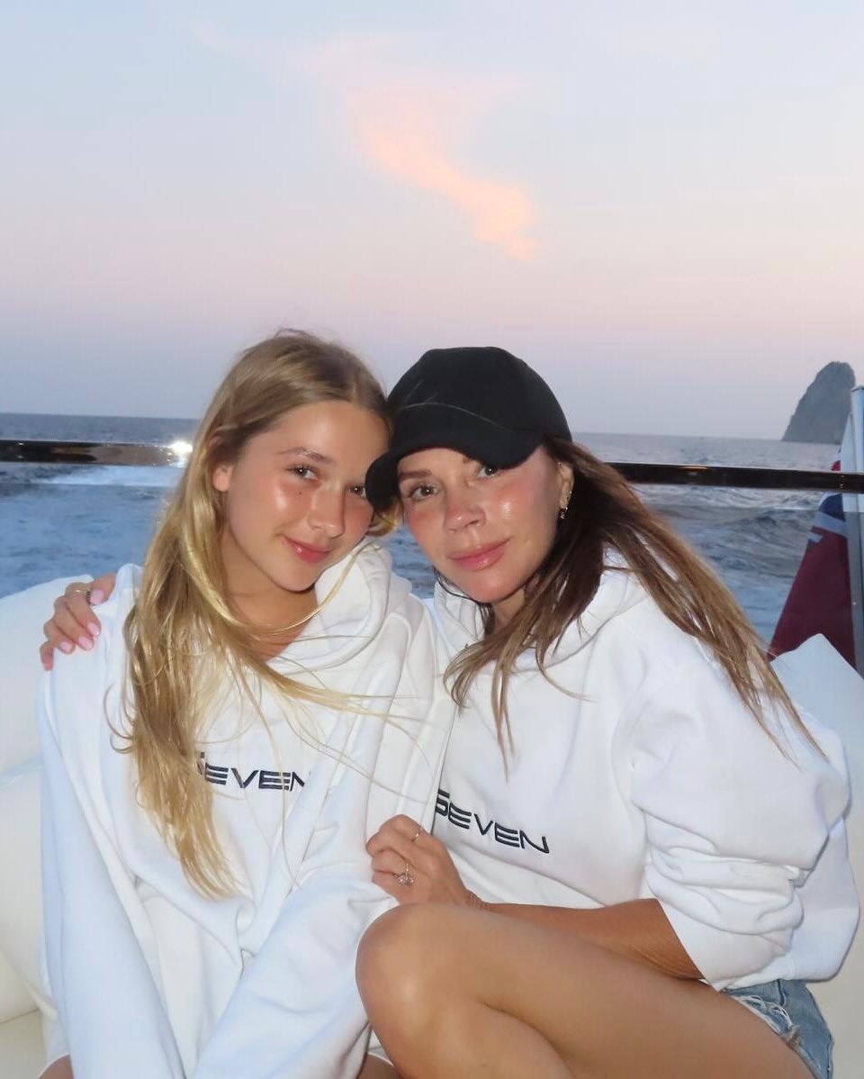 Harper Seven y Victoria Beckham