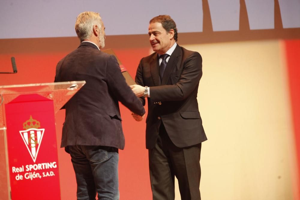 Presentación de la Fundación Escuela de Fútbol de Mareo Real Sporting de Gijón.