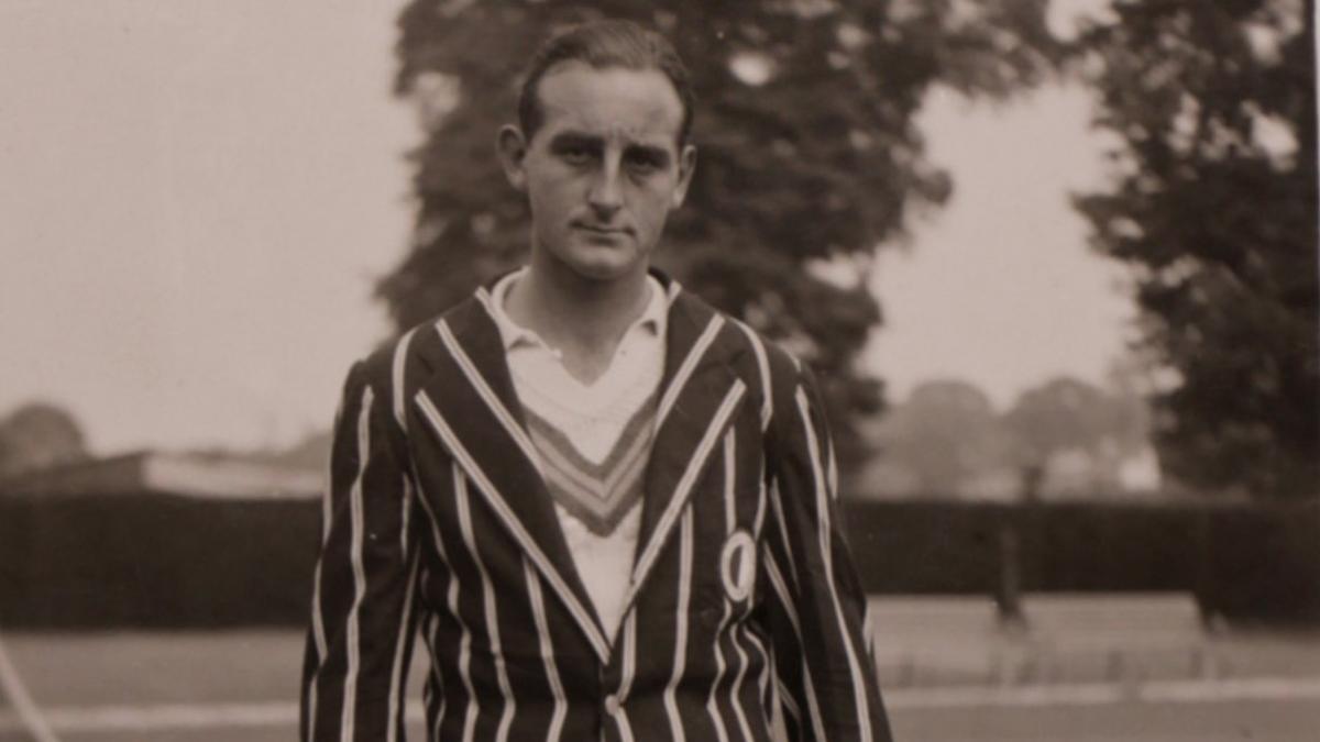 Enrique (Bubi) Maier en 1932, en la foto oficial del torneo de Wimbledon que ganó ese año en la categoría de dobles mixtos