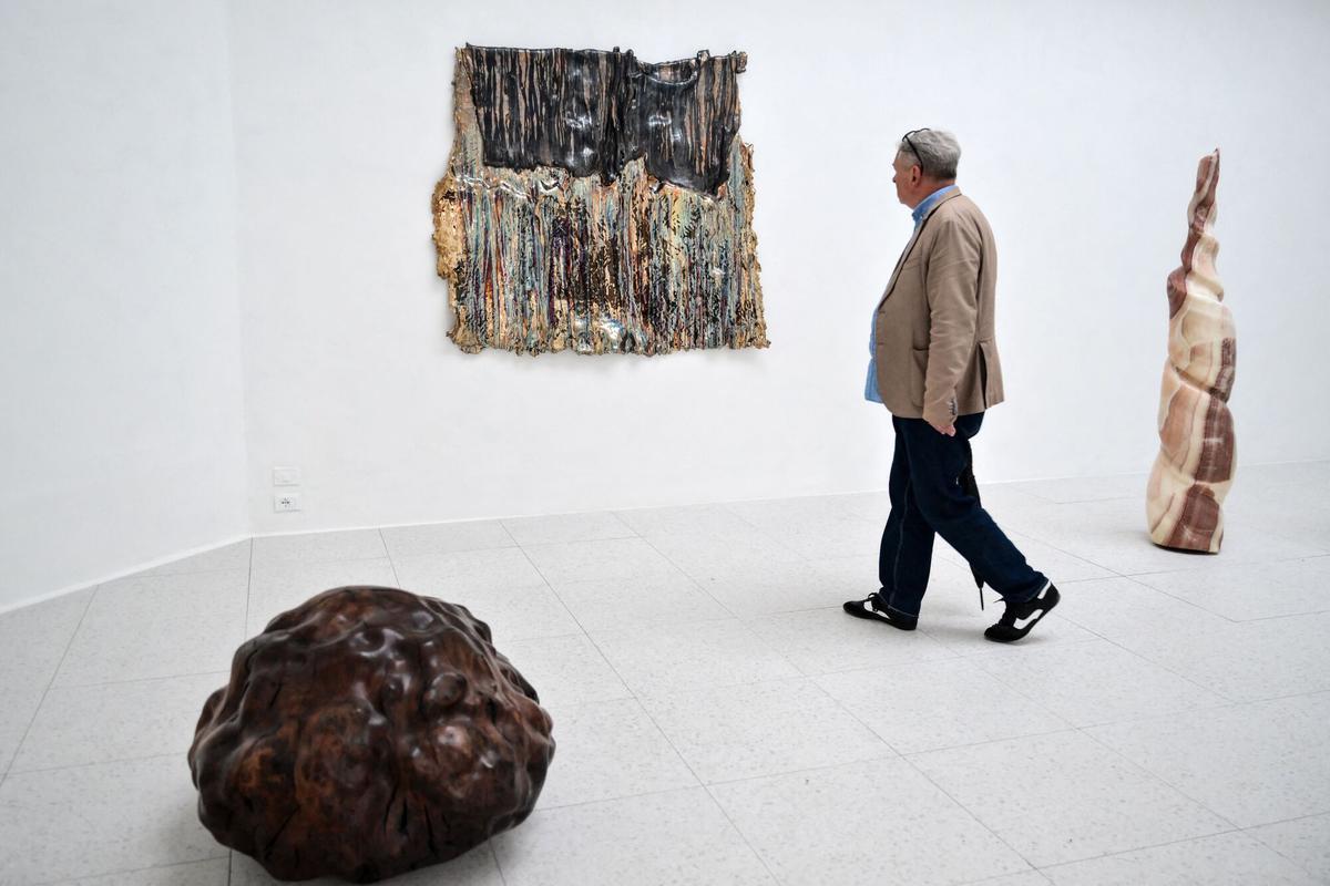 "Not Yet Titled Works", una de las obras de Alma Allen en el pabellón de Estados Unidos en Venecia.