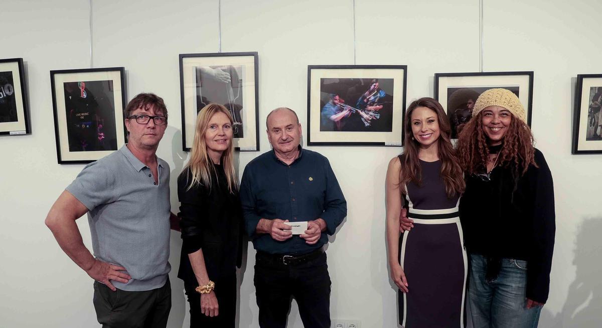 José Carlos Pérez y Cristina Verdú Serra, ganadores del concurso fotográfico JazzDay Alicante 2025