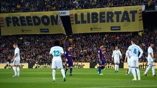 Tsunami Democràtic pide a Barça y Madrid colocar la pancarta 'Sit and talk' en el clásico