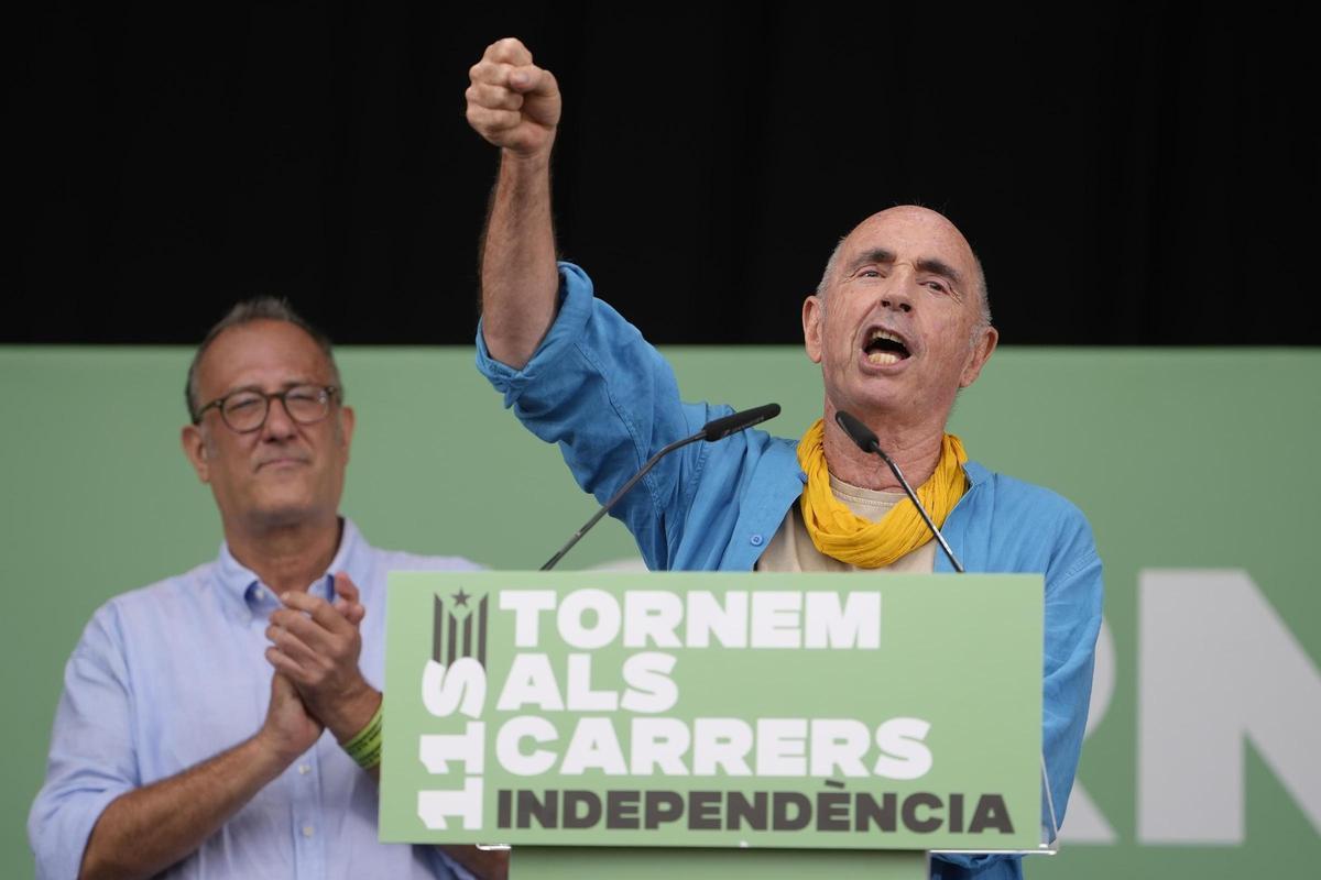 “Demokraside, bir diktatörle aynı şeyi yapmak istiyorlar”