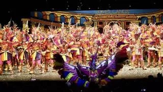 Las charangas de Gijón rematan el concurso con críticas al metrotrén o la estación reivindicando el carnaval como "un espacio de libertad"