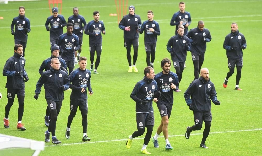 Entrenamiento en Riazor antes de Mendizorroza