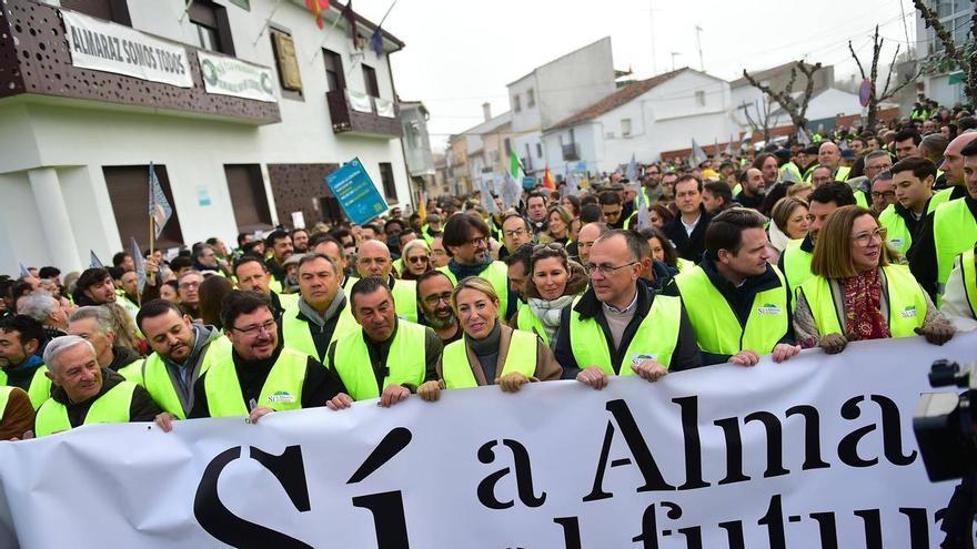 El futuro de Almaraz, clave en el pulso entre PP y PSOE por el decreto anticrisis