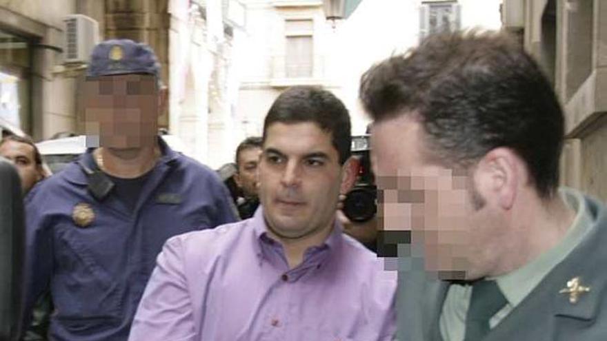 Ricardo Navarro durante un traslado a la Audiencia en el juicio
