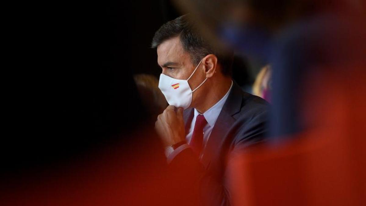 El presidente del Gobierno, Pedro Sánchez, asiste a la inauguración de la jornada 'Diálogos sobre el futuro del trabajo', este 27 de septiembre de 2021 en Santander.