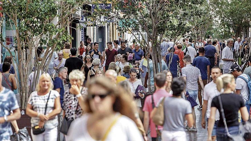 Imagen reciente de la calle Sant Miquel, uno de los principales ejes comerciales.