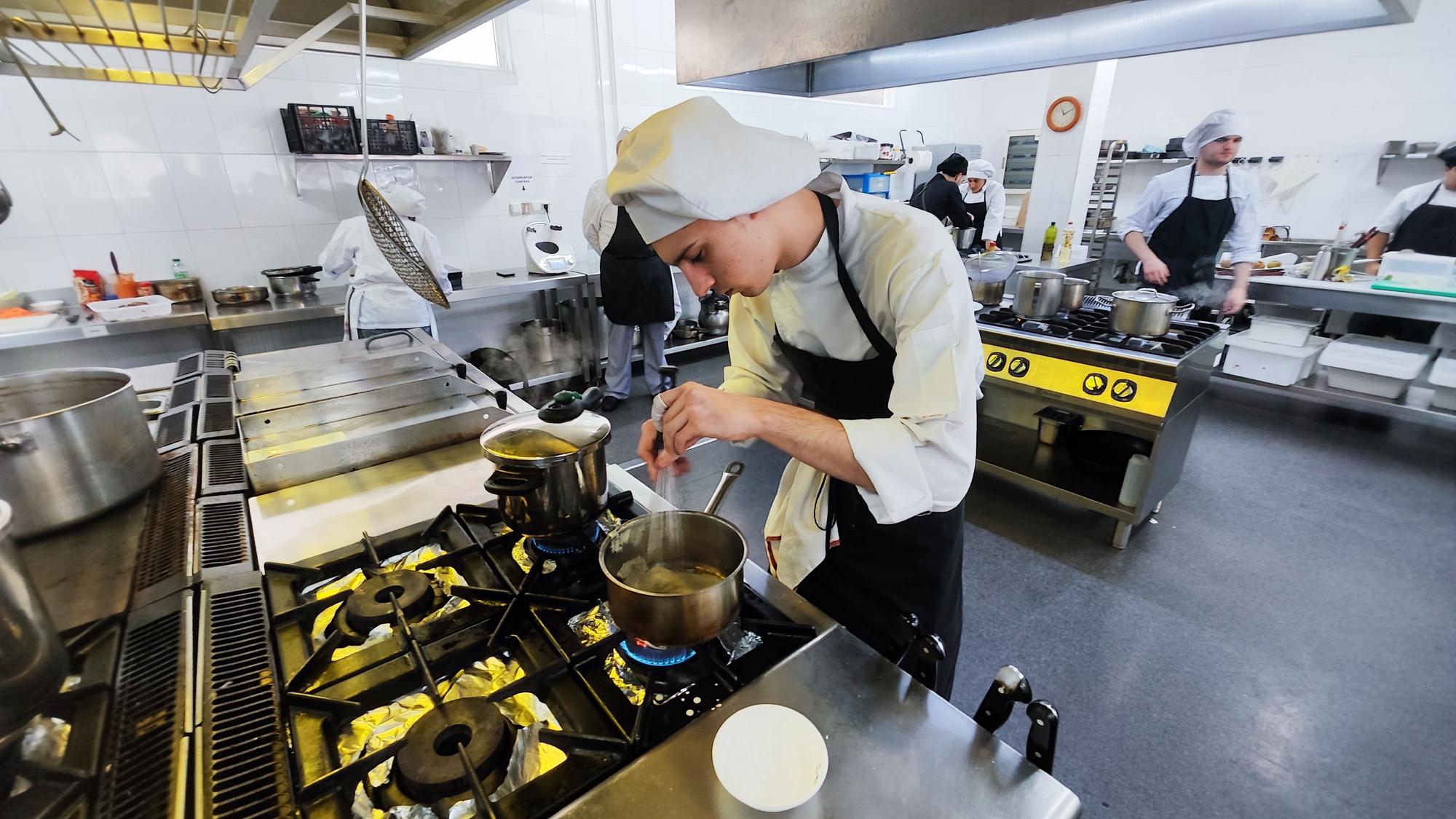 En imágenes: Así fue el cocinado de la final del concurso de Xata Roxa