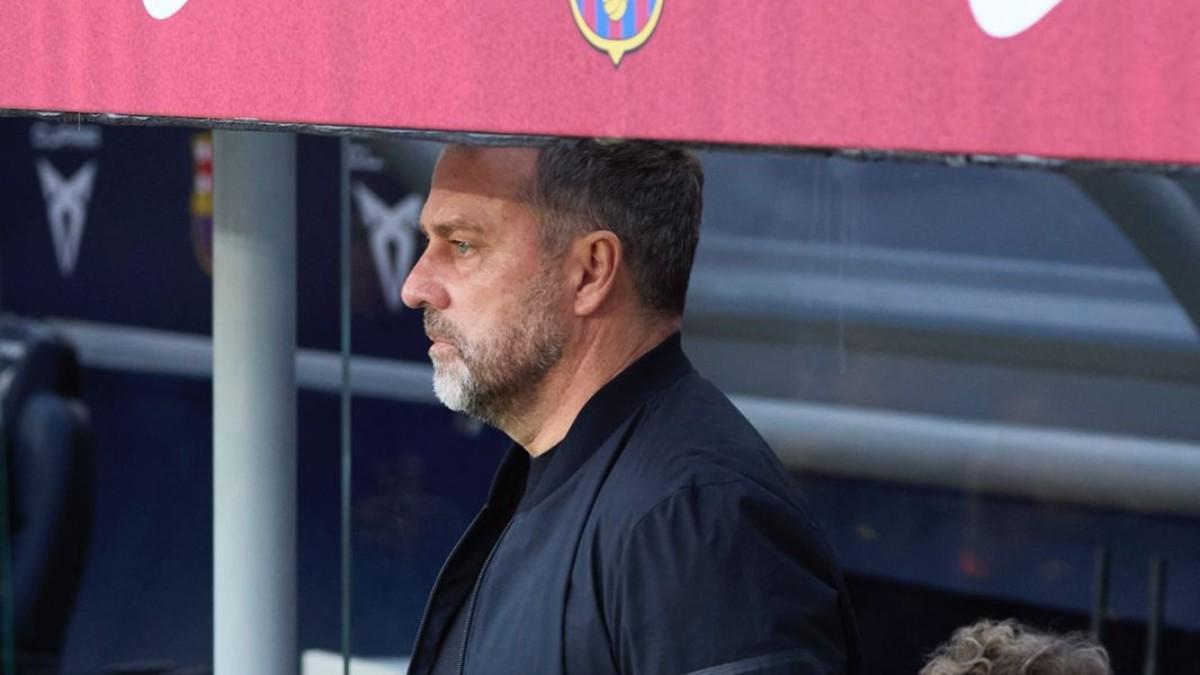 Hansi Flick vivió con tranquilidad el Barça-Alavés