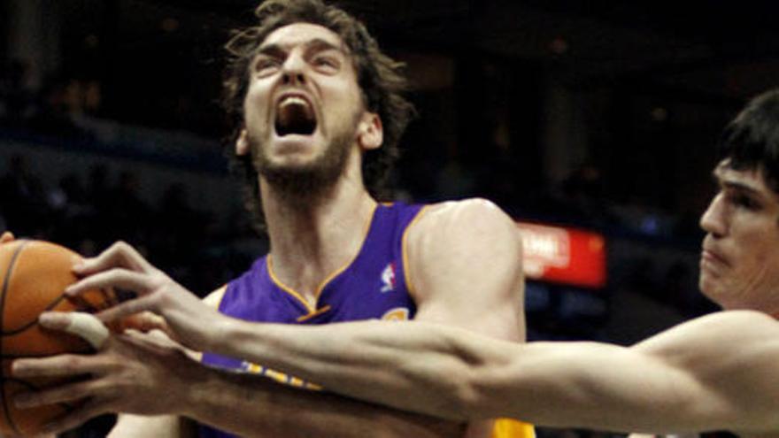 Sólo Pau Gasol brilla entre los españoles en la NBA