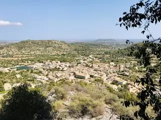 Strahlendes Sommerwetter: Eine sonnige Woche erwartet Mancor de la Vall auf Mallorca (23.7.2024)