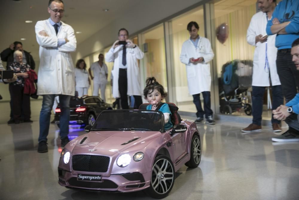 Coches infantiles y ecógrafo en el HUCA