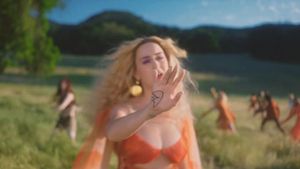 20190531 439397 katyperrysinglee 1 1
