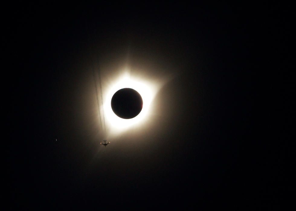 Las espectaculares imagen del eclipse de sol en Estados Unidos