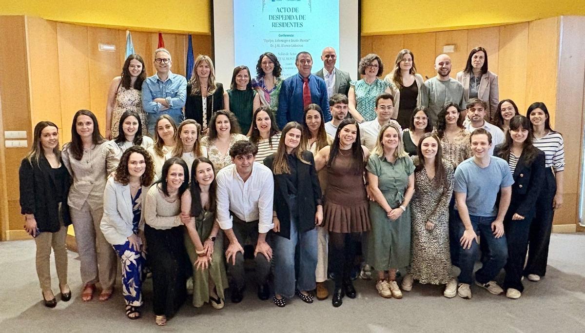Residentes que finalizaron el año pasado el curso formándose en los centros sanitarios de Pontevedra y O Salnés.