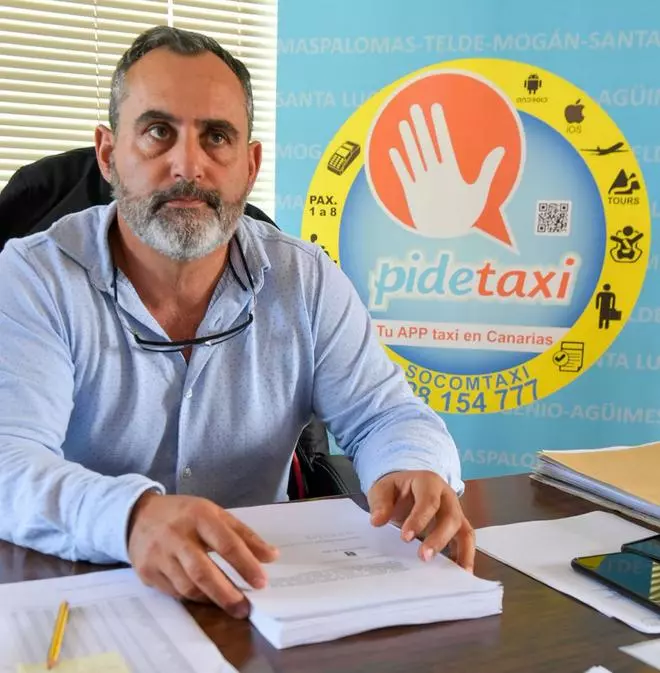 «15 licencias buscan taxistas y no tenemos por culpa del Ayuntamiento» 