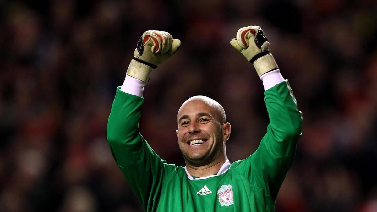 Pepe Reina en su etapa como jugador del Liverpool FC