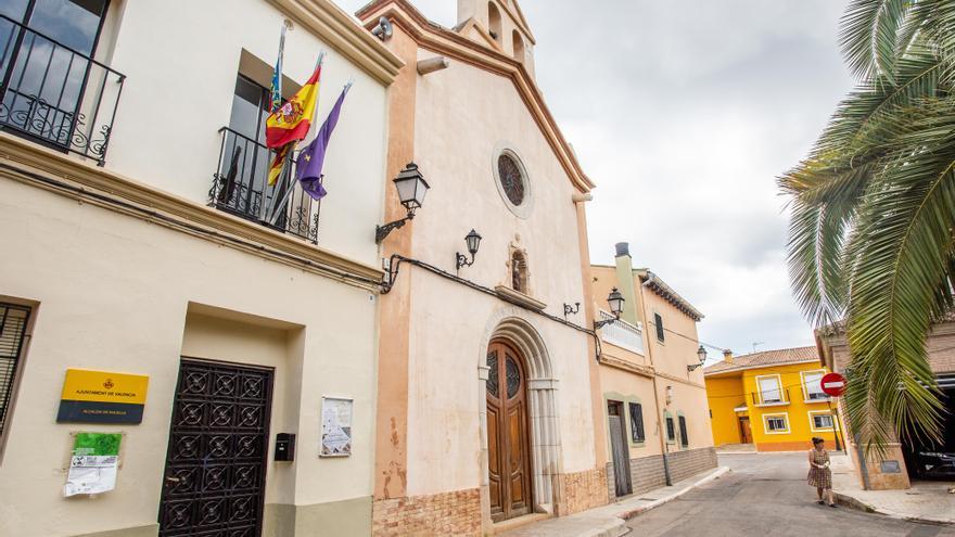 La Punta, Horno de Alcedo, Casas de Bárcena, Borbotó, Poble Nou, El Perellonet y El Saler no tienen cajeros automáticos