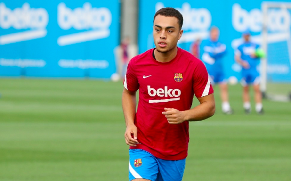 Dest i Piqué, a punt contra el Bayern per rebre l’alta mèdica Dest i Piqué, a punt contra el Bayern per rebre l’alta mèdica