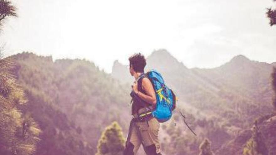 Una senderista en la última edición del Gran Canaria Walking Festival.