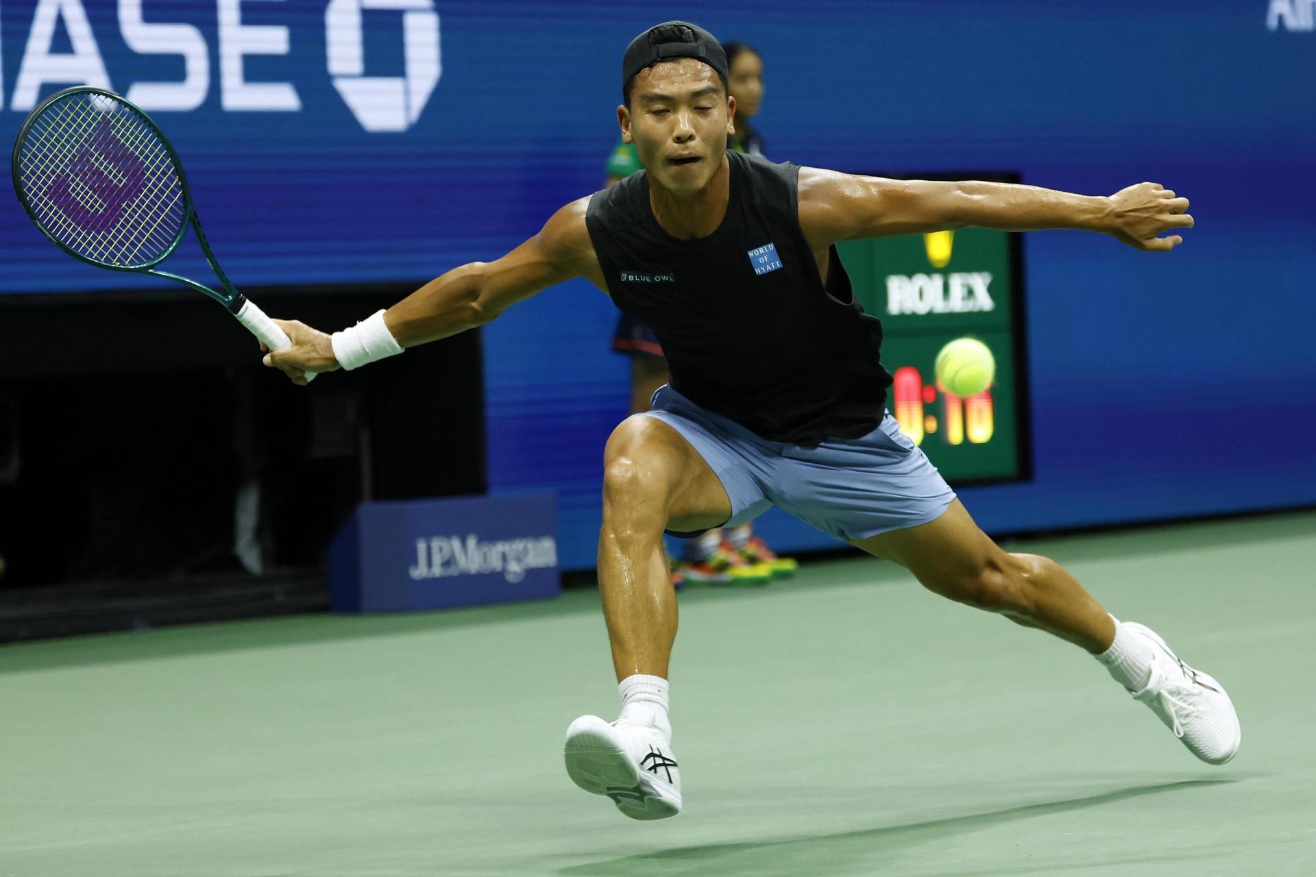 Alcaraz derrota al australiano Li Tu y pasa de ronda en el US Open