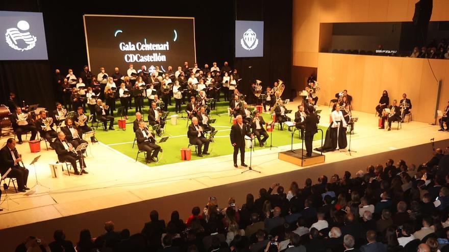 El CD Castellón celebra el Centenario mirando al pasado... y al futuro