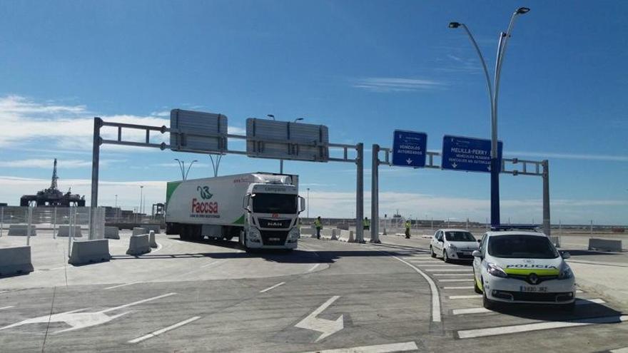 El nuevo acceso de vehículos al Puerto está ya operativo.